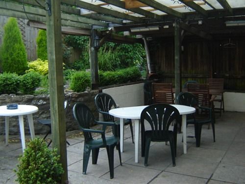 The Fox & Hounds Hotel สวินดอน ภายนอก รูปภาพ